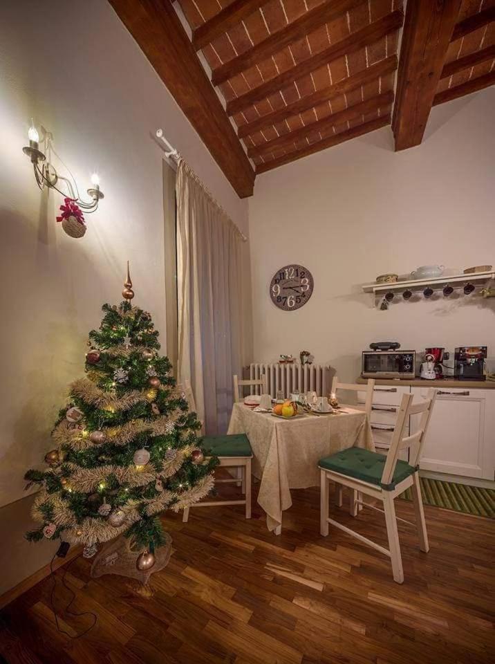 De' Montetini Bed and Breakfast Αρέτσο Εξωτερικό φωτογραφία